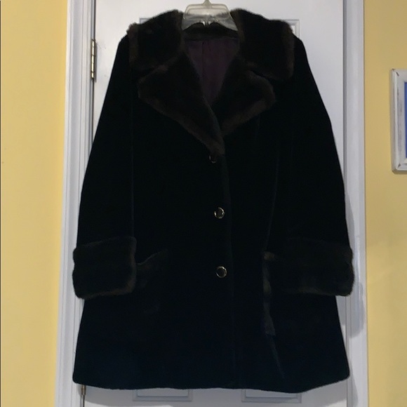 Vintage Borgazia faux fur coat - Picture 1 of 3